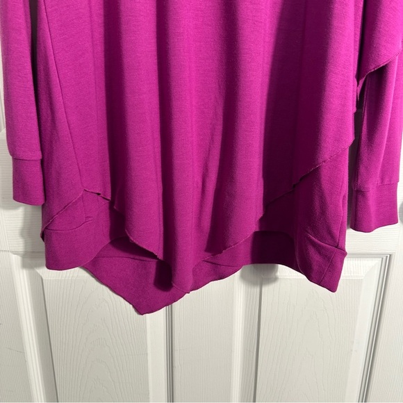 Soft Surroundings Madeline v-neck top, size L, pink, asymmetric, fall, autumn - Picture 7 of 10